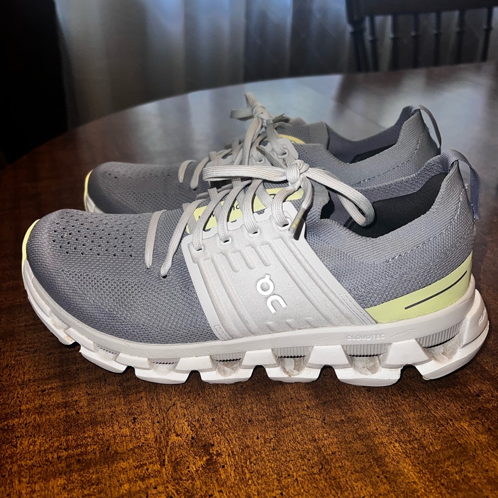 Women’s On Cloud running shoes